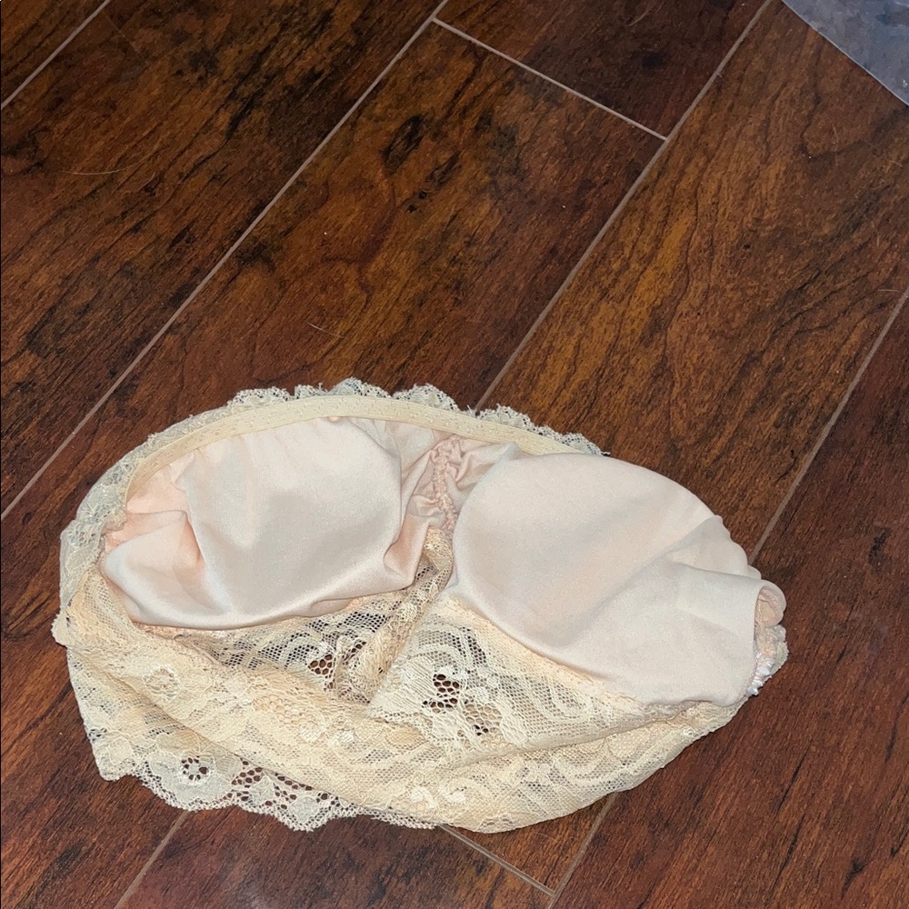 Anemone Lace Bandeau in Cream